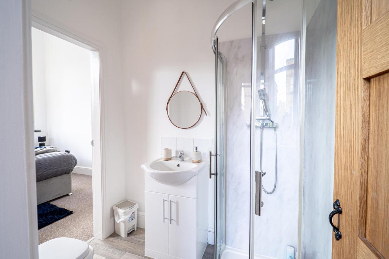 Cozy 1-Bedroom Apartment In The Heart Of Barnsley Town Centre Εξωτερικό φωτογραφία