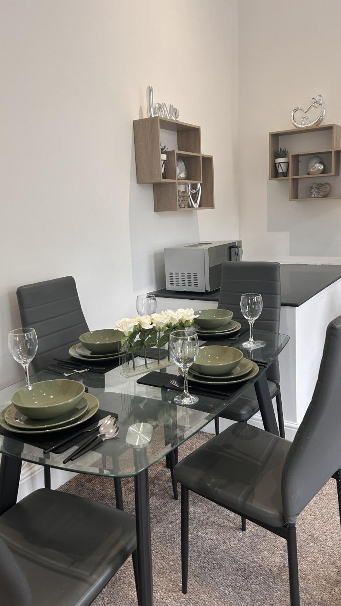 Cozy 1-Bedroom Apartment In The Heart Of Barnsley Town Centre Εξωτερικό φωτογραφία
