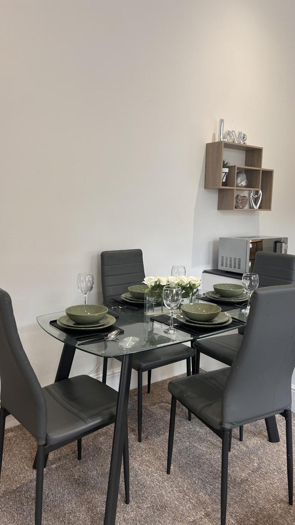 Cozy 1-Bedroom Apartment In The Heart Of Barnsley Town Centre Εξωτερικό φωτογραφία