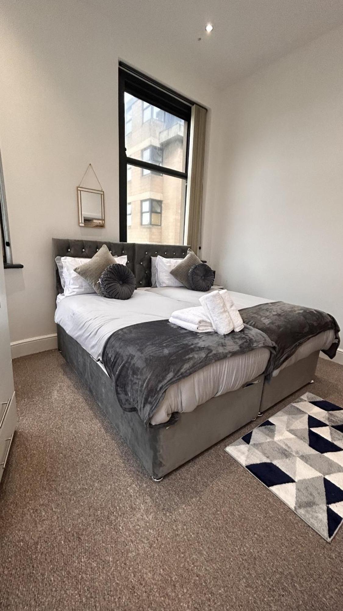Cozy 1-Bedroom Apartment In The Heart Of Barnsley Town Centre Εξωτερικό φωτογραφία